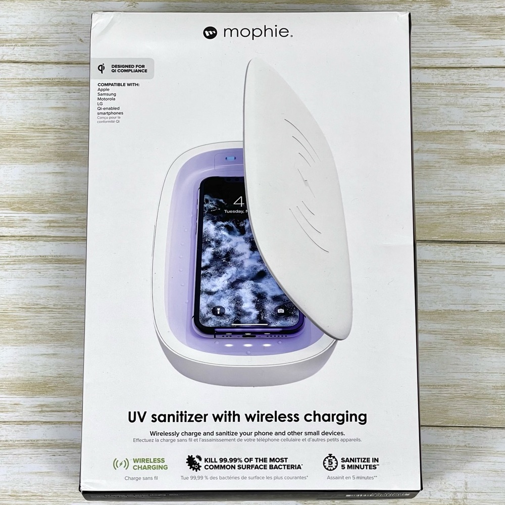 NIB Mophie UV Sanitizer with 10w Wireless Charging Lid